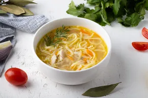 Куриный суп с домашней лапшой